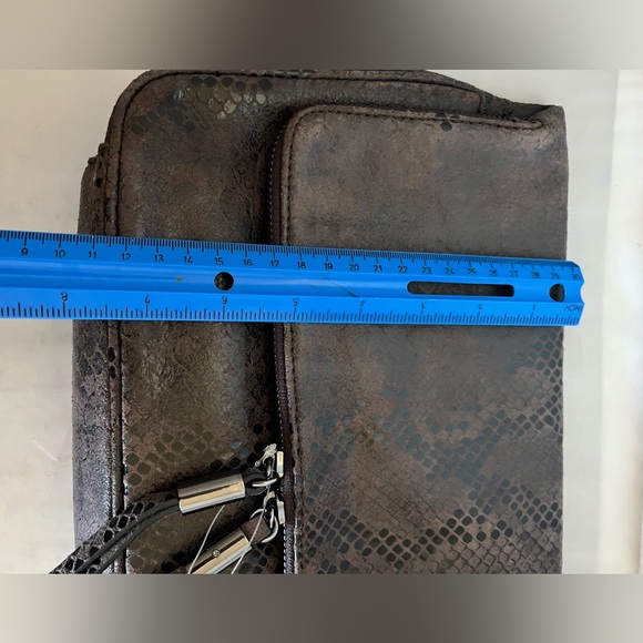 Banana Republic east west snake print metallic clutch purse - Picture 6 of 8